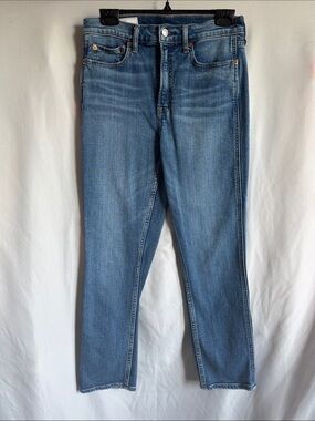 GAP Straight-Leg Jeans in Light Blue Wash